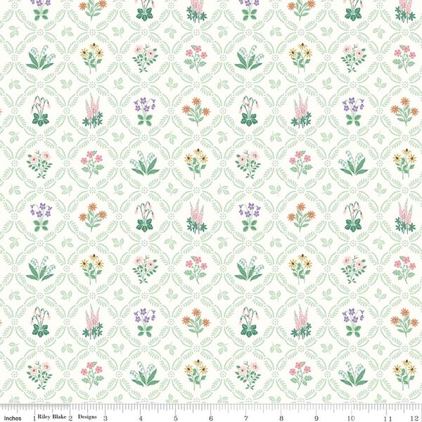 Medallion Floral in Cream