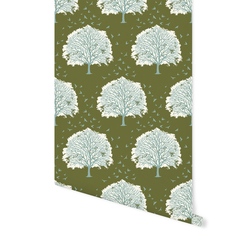 Majestic Oak in Forest Green