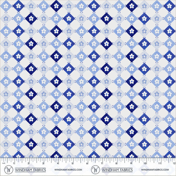 Daisy Diamonds in White Blue