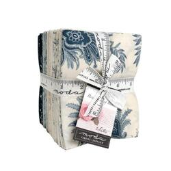 Breathtaking Blues Fat Quarter Bundle
