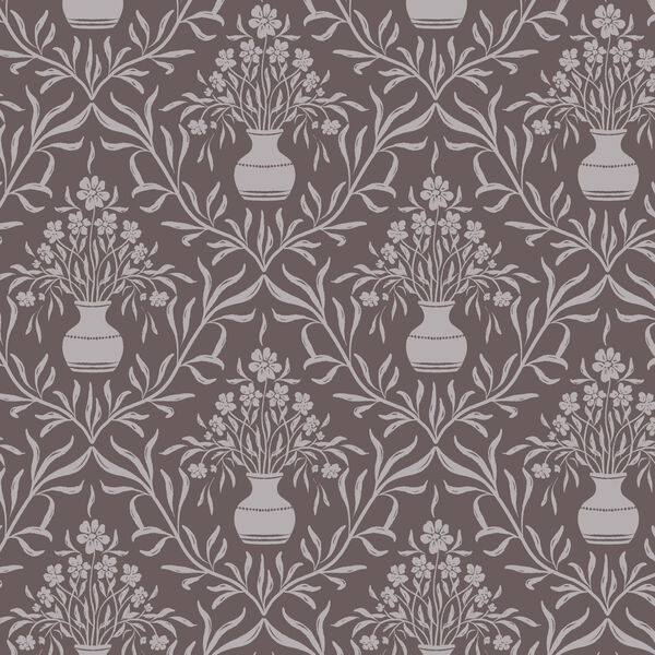 Arrangement in Plum
