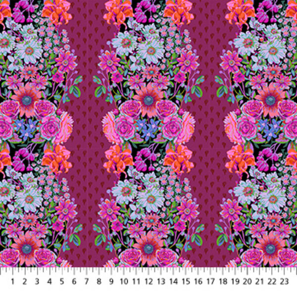 Beata’s Garden in Plum