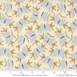 Flutter Vine in Porcelain