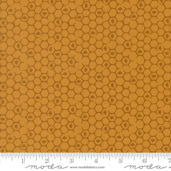 Honeycomb in Golden