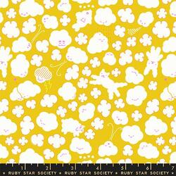 Cloudy in Starfruit