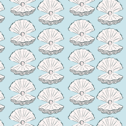 Pearl Clam in Sea Foam