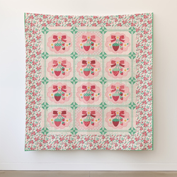 Strawberry Crush Quilt Kit