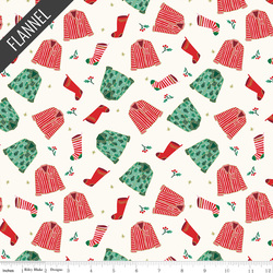 Christmas Pajamas Flannel in Cream