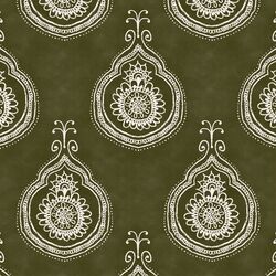 Henna in Palm Green