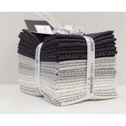Graydations Fat Quarter Bundle in Shade