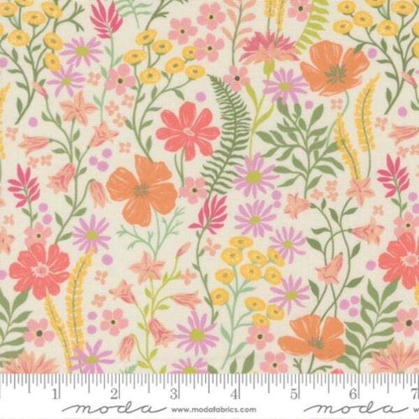 Coastal Blooms in Cream Blush