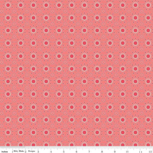 Eyelet in Lipstick