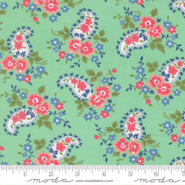 Sweet Paisley in Green