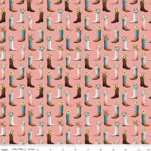 Boots in Pink