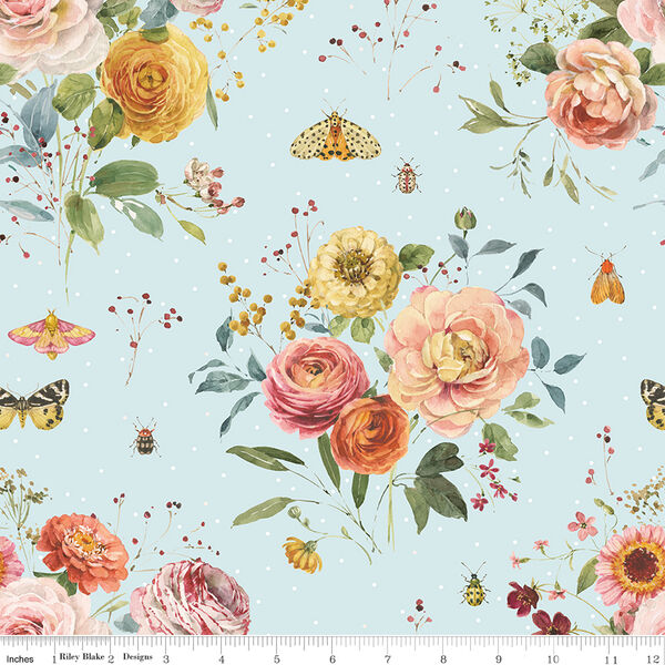 Main in Blue