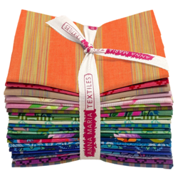 Colorway Fat Quarter Bundle in Cheery 2027
