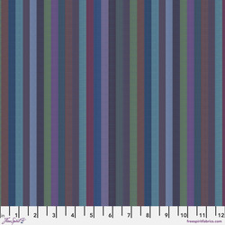 Narrow Stripe in Blue