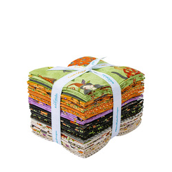 Ghoul Friends Fat Quarter Bundle