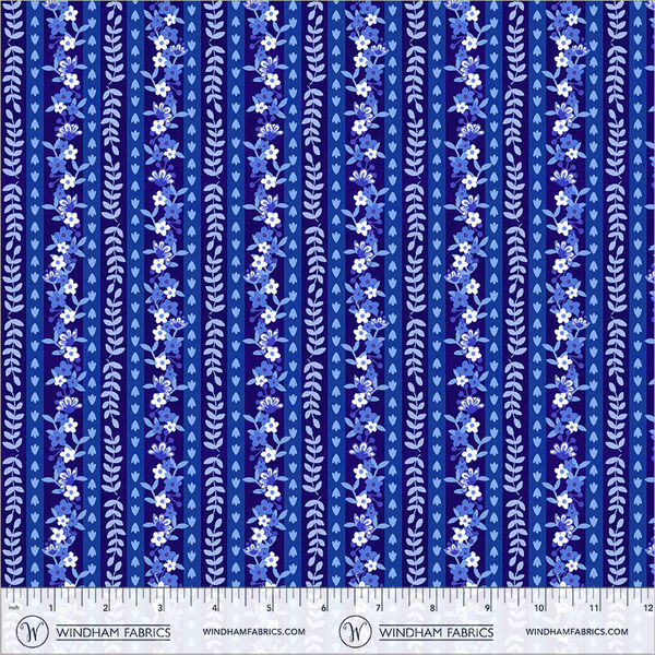 Wallpaper in Royal