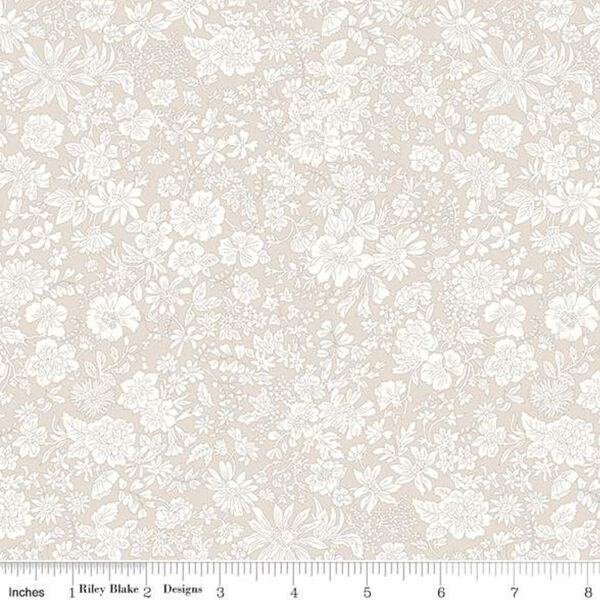 Emily Belle in Parchment
