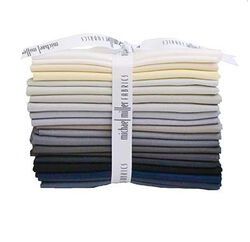 Cotton Couture Fat Quarter Bundle in Doves