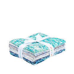 Expressions Batiks Fat Quarter Bundle in Floral Grid Seafoam Splash
