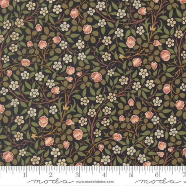 Clover in Ebony