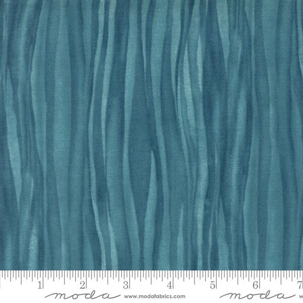 Ocean Waves in Surf