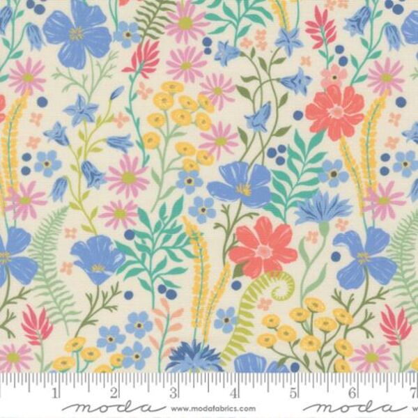 Coastal Blooms in Cream