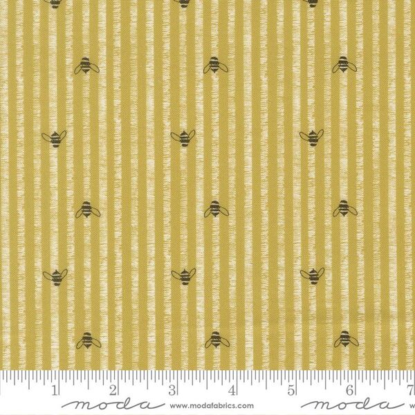Bee Stripes in Golden