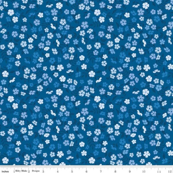 Flower Toss in Blue