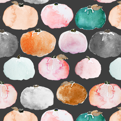 Pastel Pumpkin in Onyx