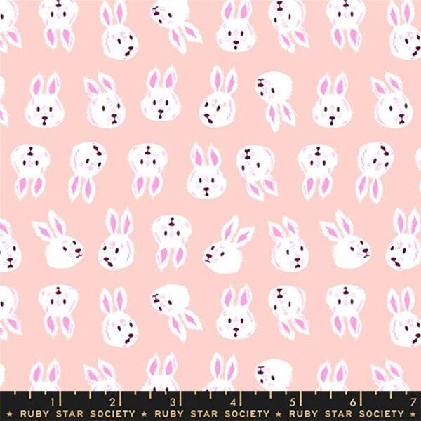 Rushing Rabbit in Vintage Pink