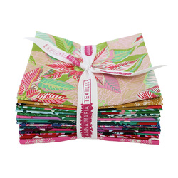 Cozy Christmas Fat Quarter Bundle