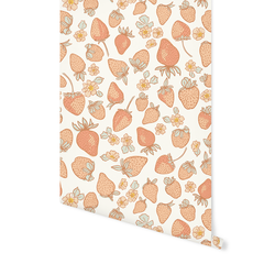 Berry Delight in Peaches and Cream