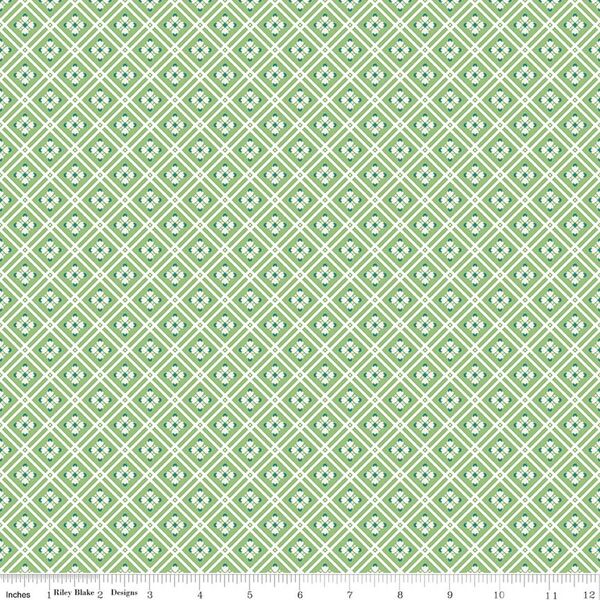 Arbor in Green